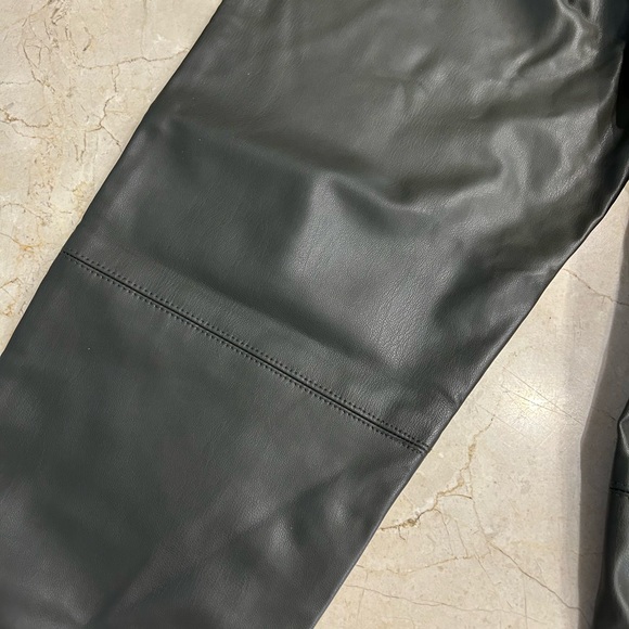Olive Faux Leather Women Zara High Rise Ankle Zip Skinny Pants Size Medium - Picture 5 of 9